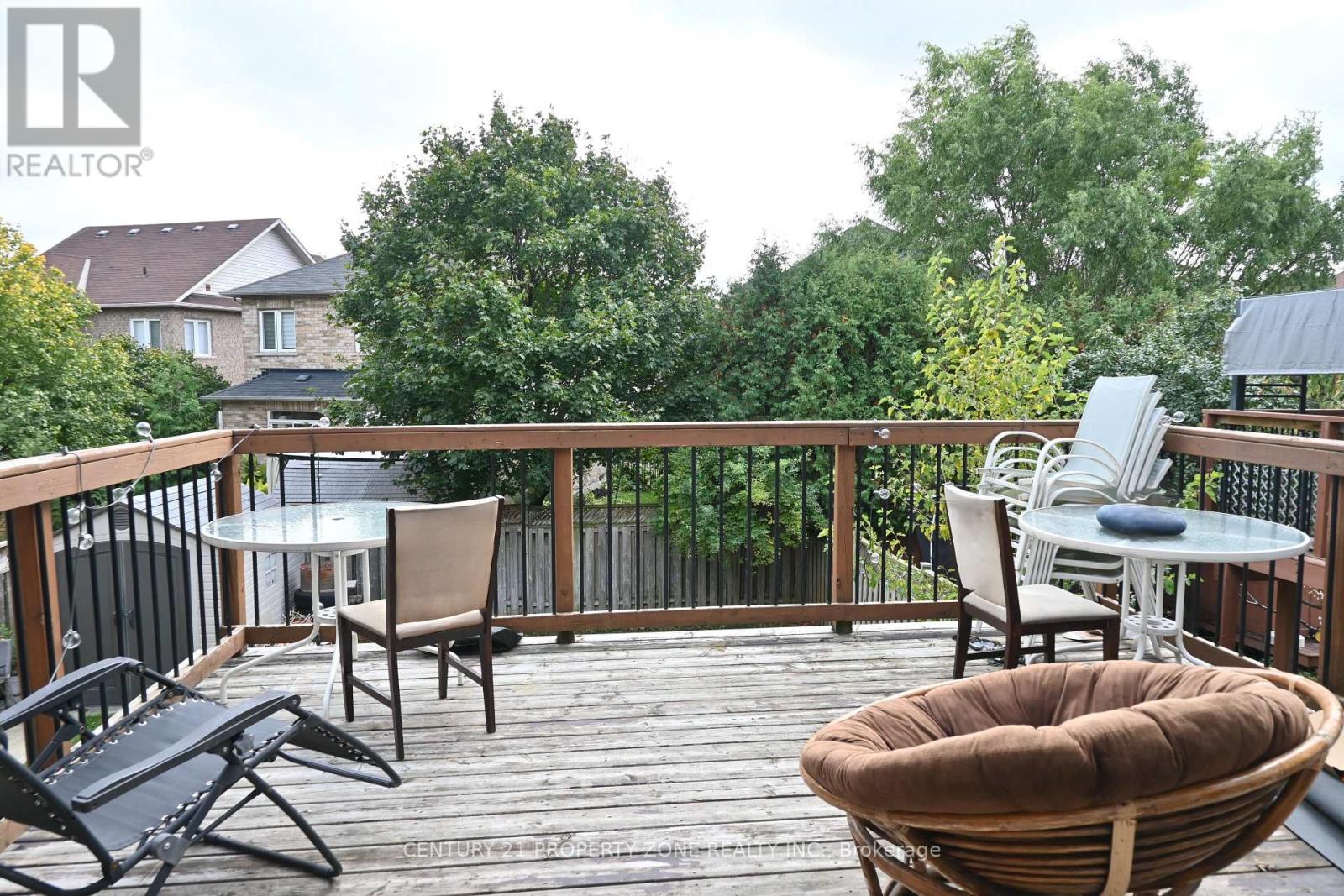 39 Harbourtown Crescent, Brampton, Ontario  L6V 4P4 - Photo 22 - W12482400