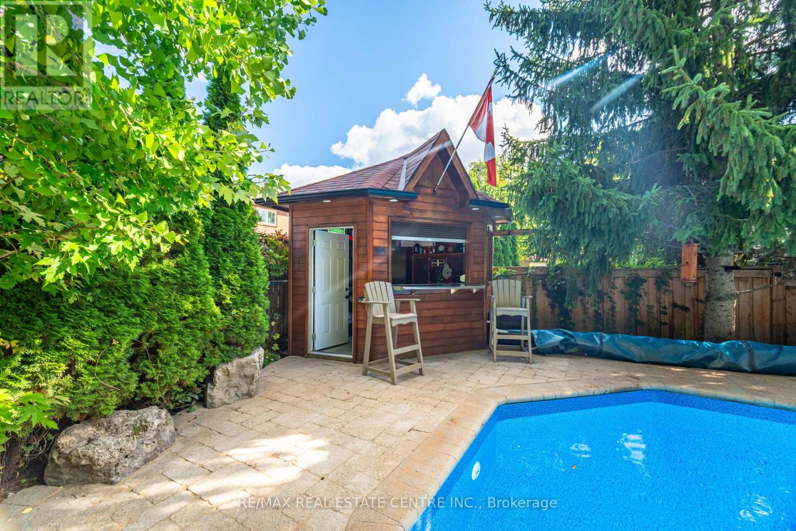 10 Bluebird Court, Brampton, Ontario  L6Z 3K9 - Photo 17 - W12482402