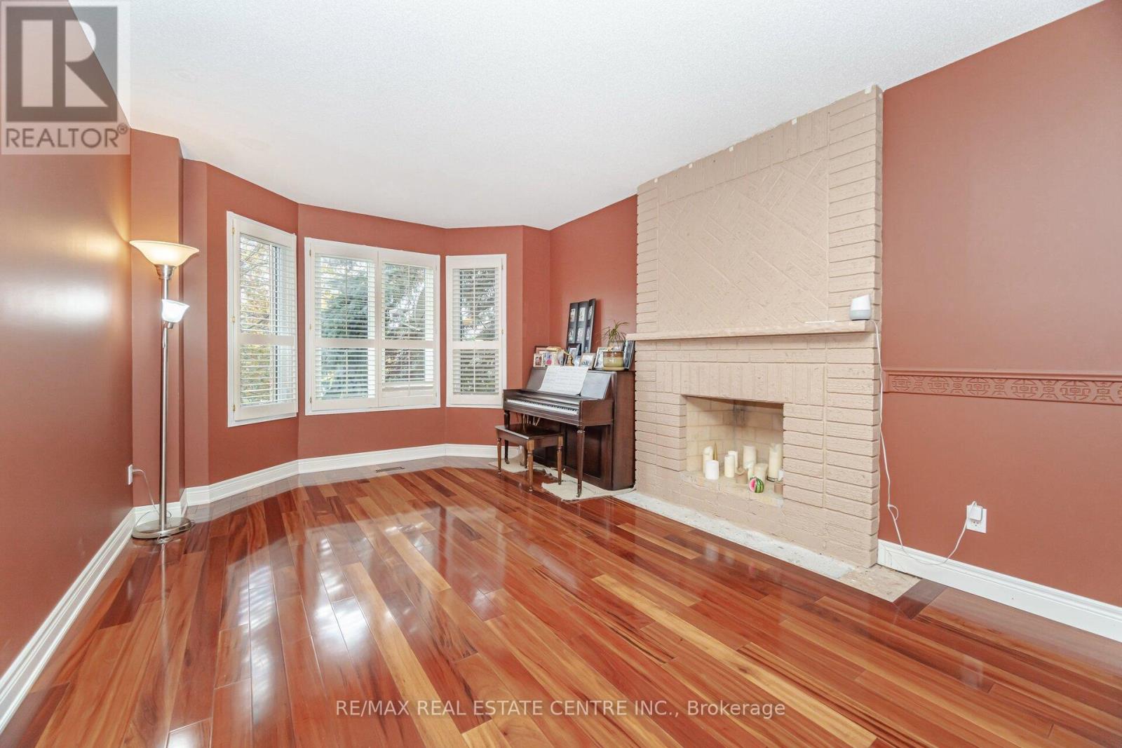 10 Bluebird Court, Brampton, Ontario  L6Z 3K9 - Photo 22 - W12482402