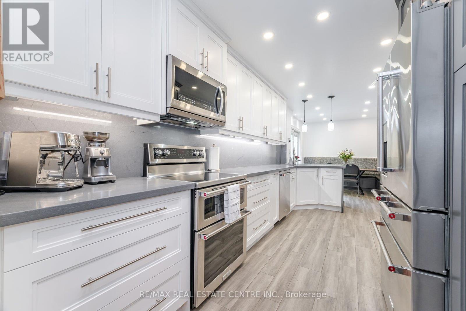 10 Bluebird Court, Brampton, Ontario  L6Z 3K9 - Photo 28 - W12482402