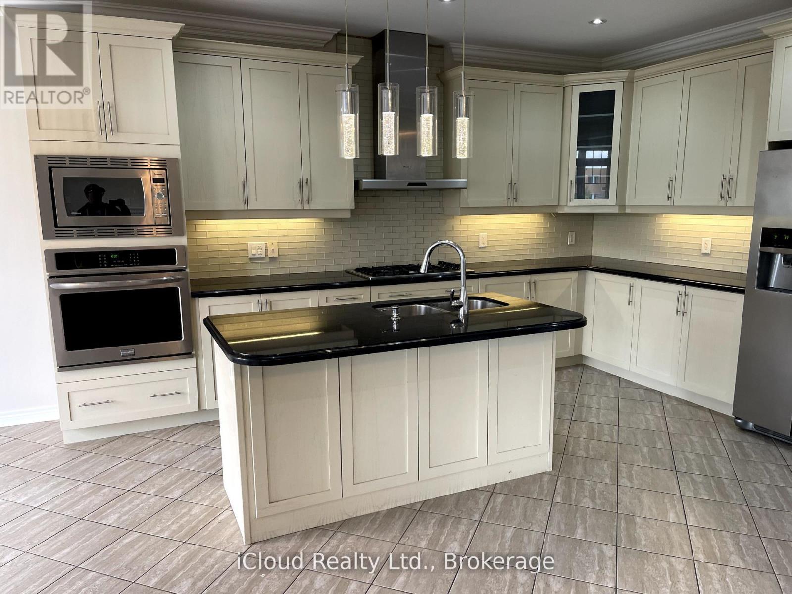 109 Kaitting Trail Sw, Oakville, Ontario  L6M 0T6 - Photo 21 - W12482405