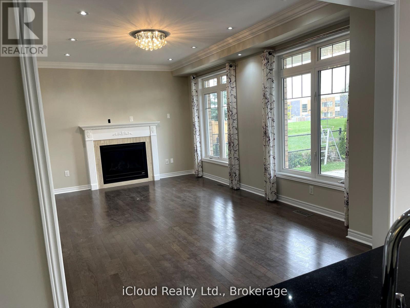 109 Kaitting Trail Sw, Oakville, Ontario  L6M 0T6 - Photo 27 - W12482405