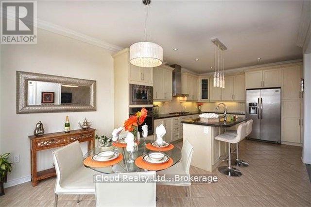 109 Kaitting Trail Sw, Oakville, Ontario  L6M 0T6 - Photo 9 - W12482405