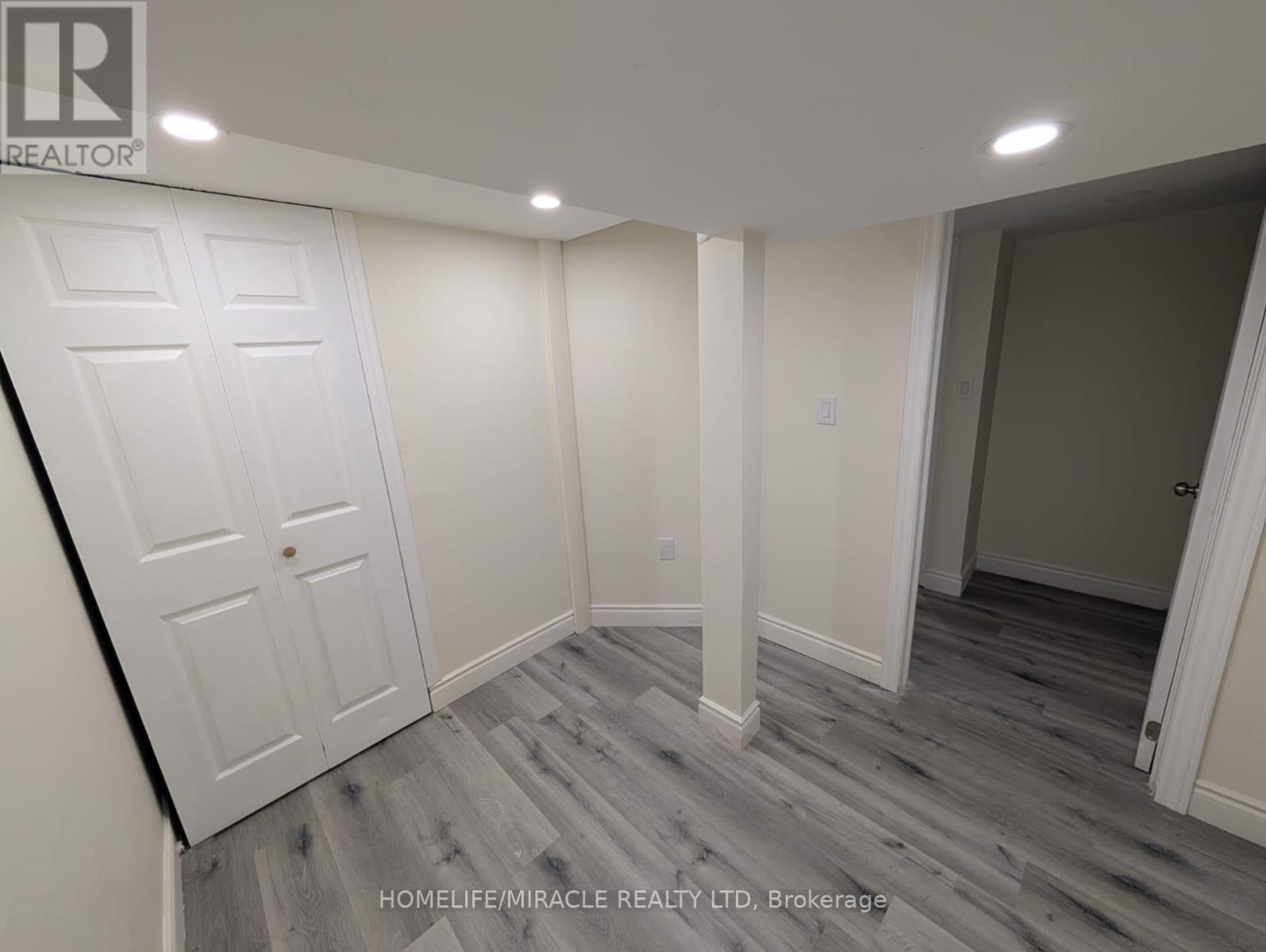 37 Calm Waters Crescent, Brampton, Ontario  L6V 4R9 - Photo 6 - W12482406