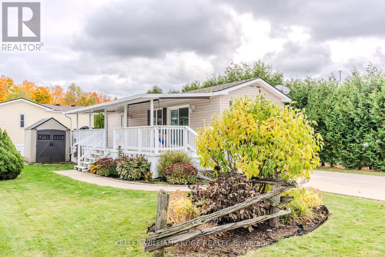 4 Tamarack - 4449 Milburough Line, Burlington, Ontario  L7P 0C5 - Photo 2 - W12482407