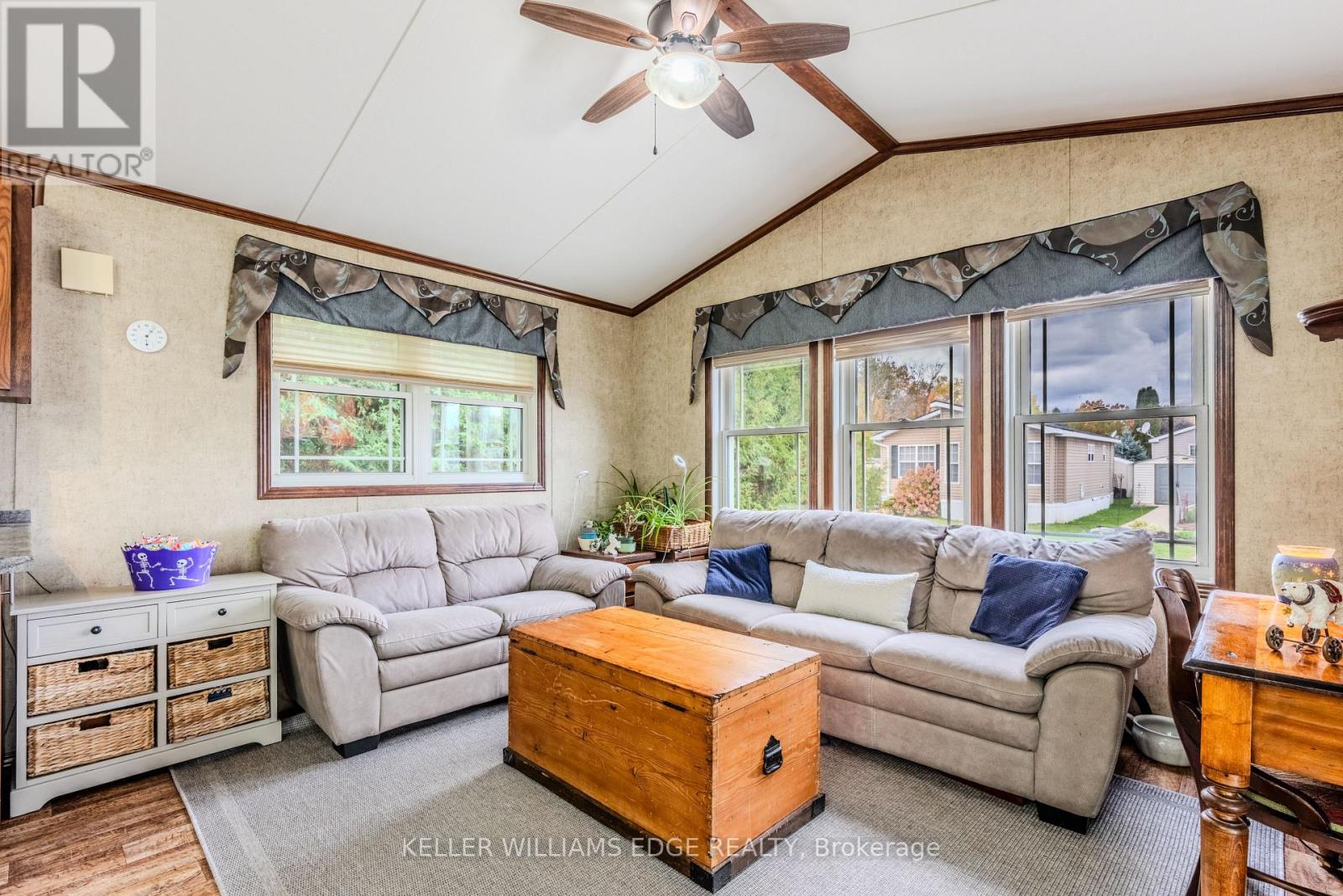4 Tamarack - 4449 Milburough Line, Burlington, Ontario  L7P 0C5 - Photo 7 - W12482407