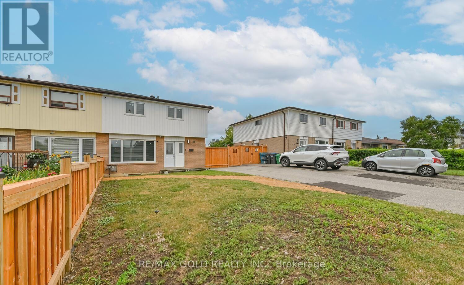 81 Drake Boulevard, Brampton, Ontario  L6T 3L2 - Photo 38 - W12482409