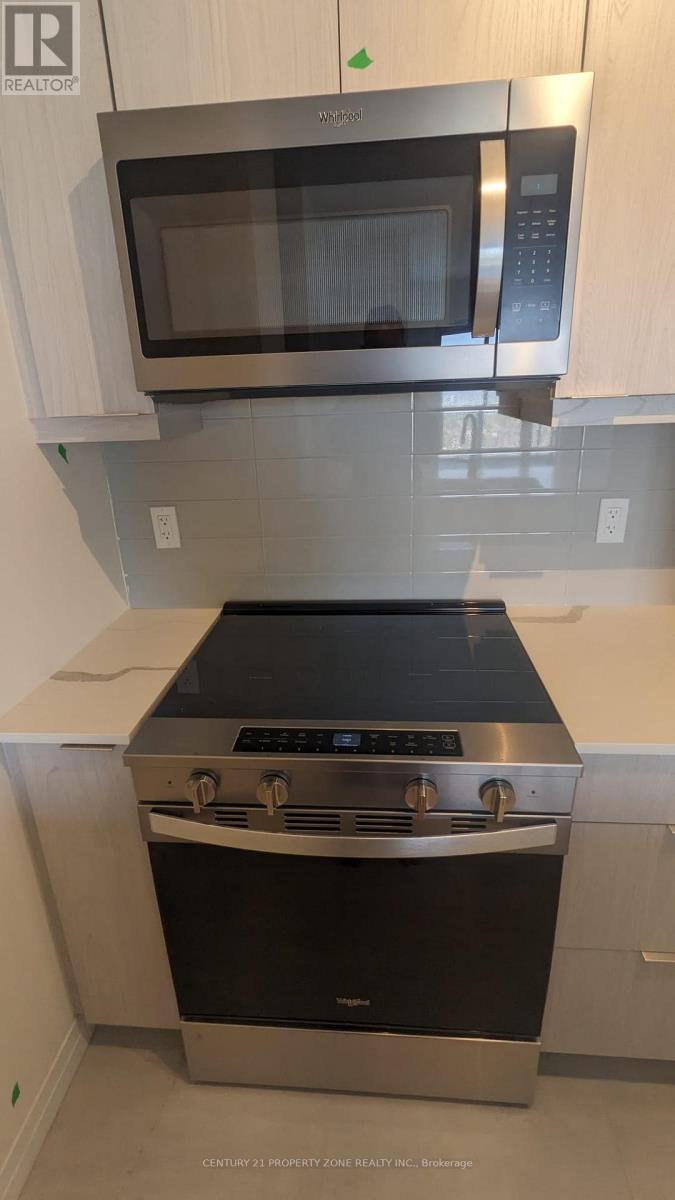 3210 - 15 Watergarden Drive, Mississauga, Ontario  L5R 0H4 - Photo 4 - W12482419