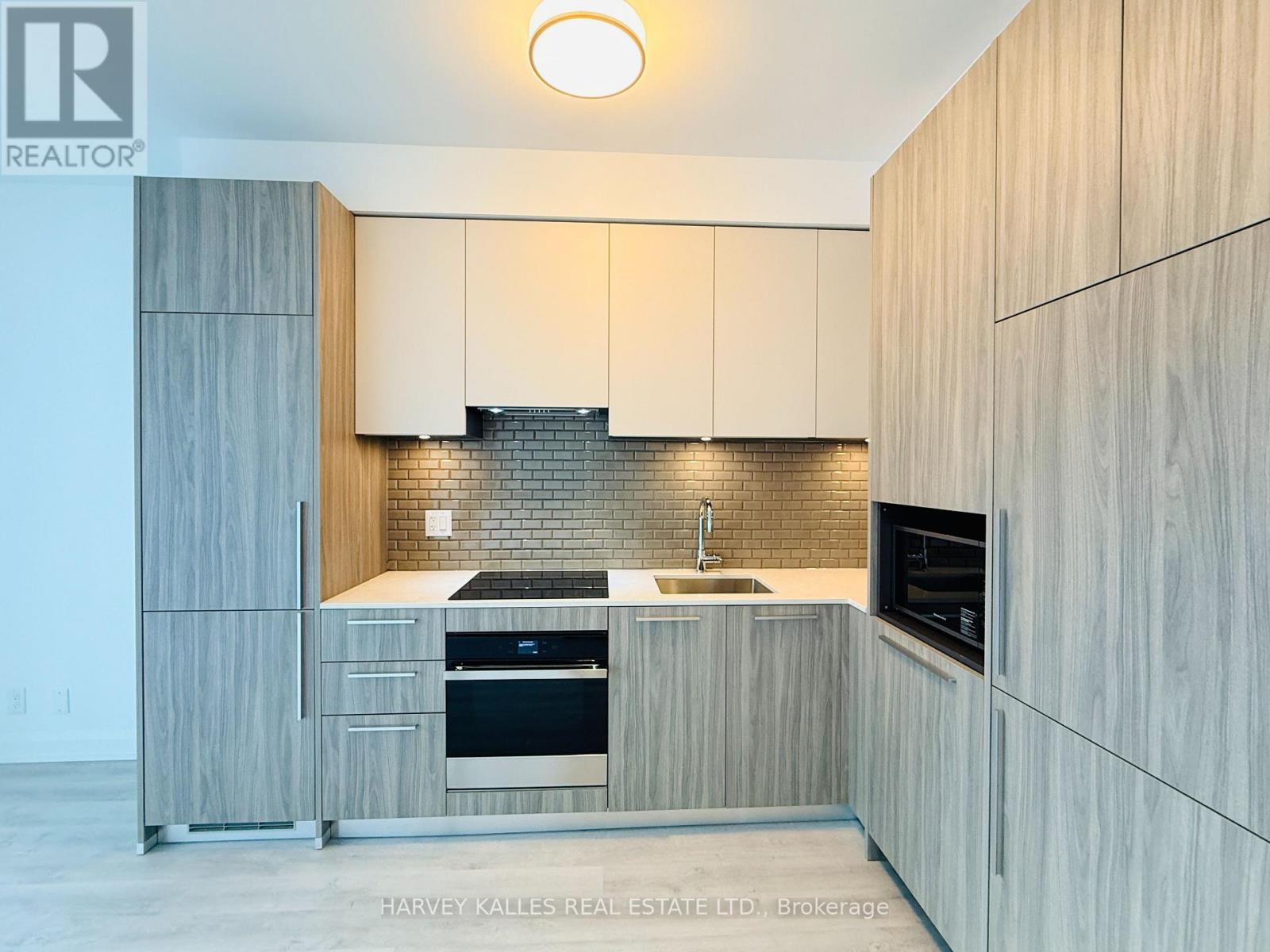 704 - 65 Broadway Avenue, Toronto, Ontario  M4P 1T9 - Photo 4 - C12482258