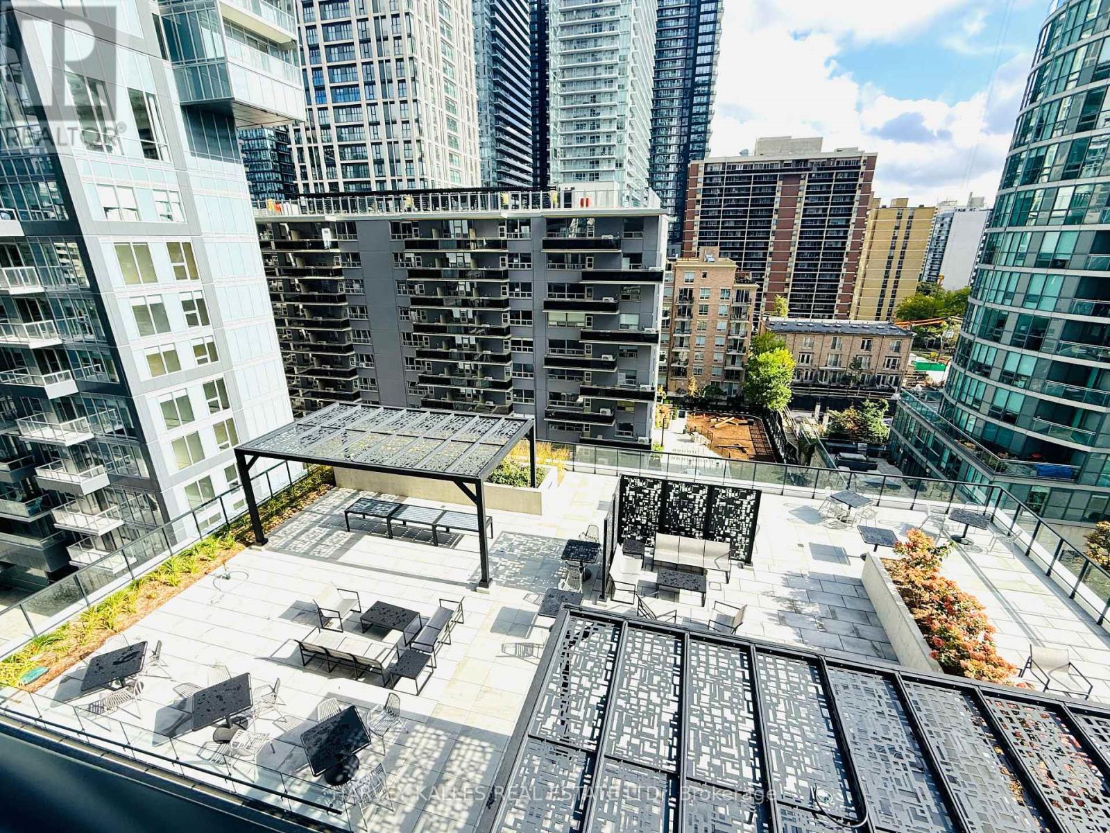 704 - 65 Broadway Avenue, Toronto, Ontario  M4P 1T9 - Photo 7 - C12482258