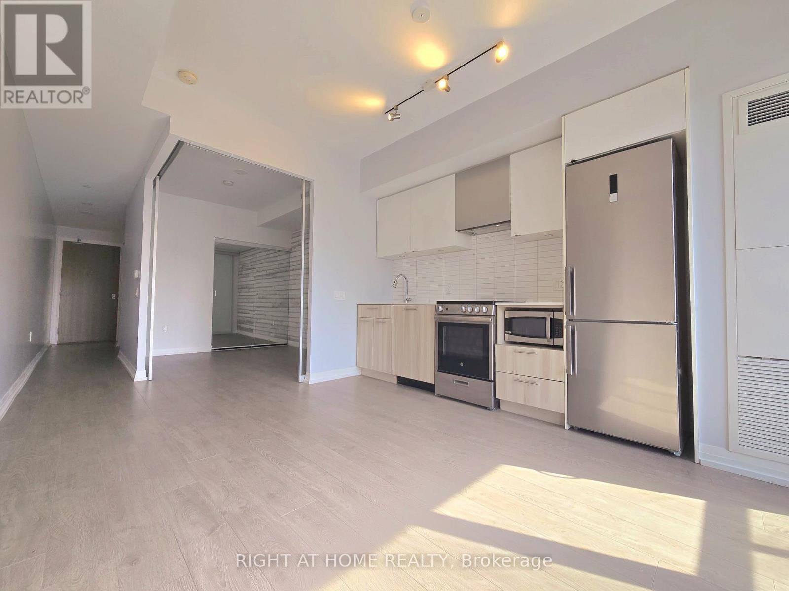 931 - 251 Jarvis Street, Toronto, Ontario  M5B 0C3 - Photo 2 - C12482425