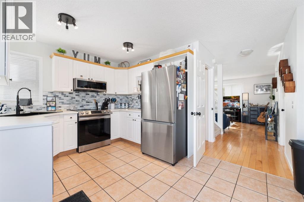 291 Arbour Grove Close Nw, Calgary, Alberta  T3G 4J3 - Photo 9 - A2263071