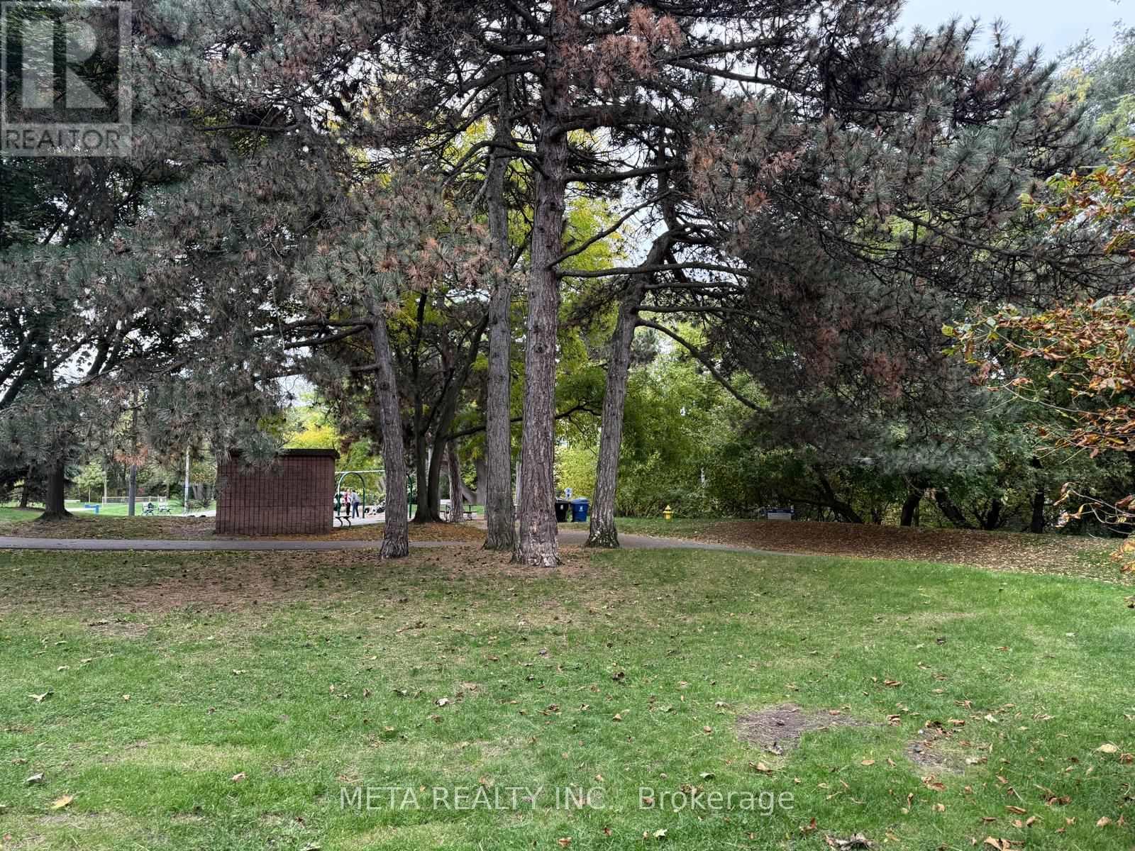 71 Harshaw Avenue, Toronto, Ontario  M8S 1X9 - Photo 15 - W12376248