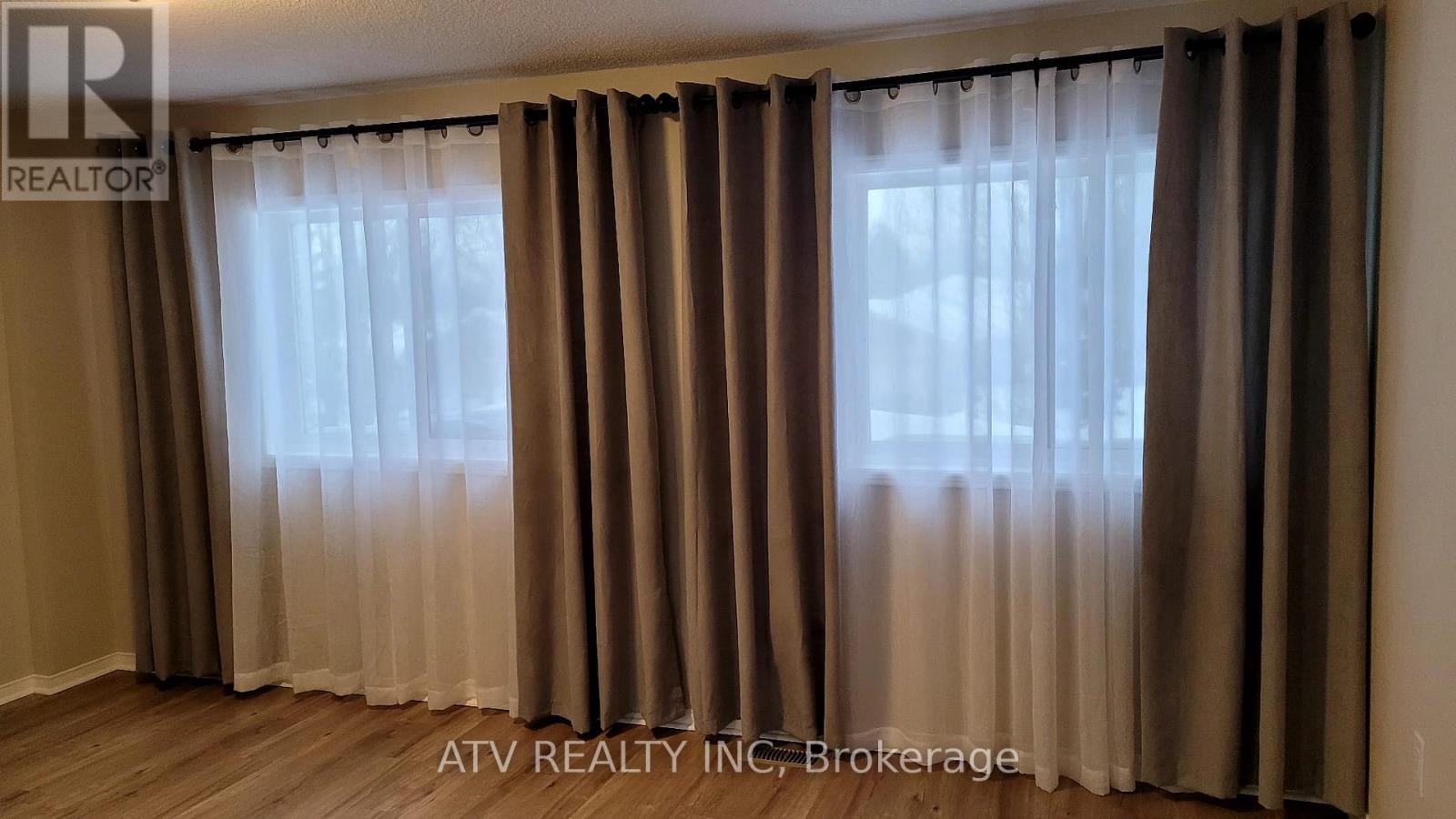 133 Columbia Road, Barrie (Holly), Ontario  L4N 8E3 - Photo 18 - S12482429