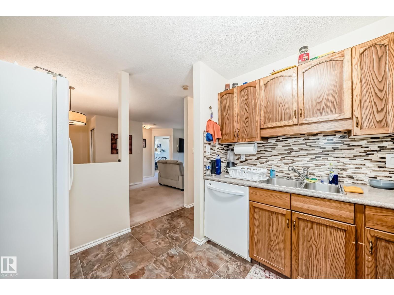 #117 15503 106 St Nw, Edmonton, Alberta  T5X 5W7 - Photo 7 - E4463554