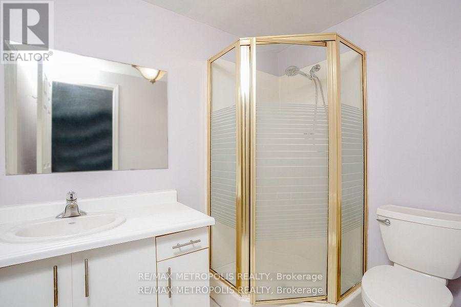 59 - 2 Royalwood Court, Hamilton, Ontario  L8E 4Z1 - Photo 13 - X12482434