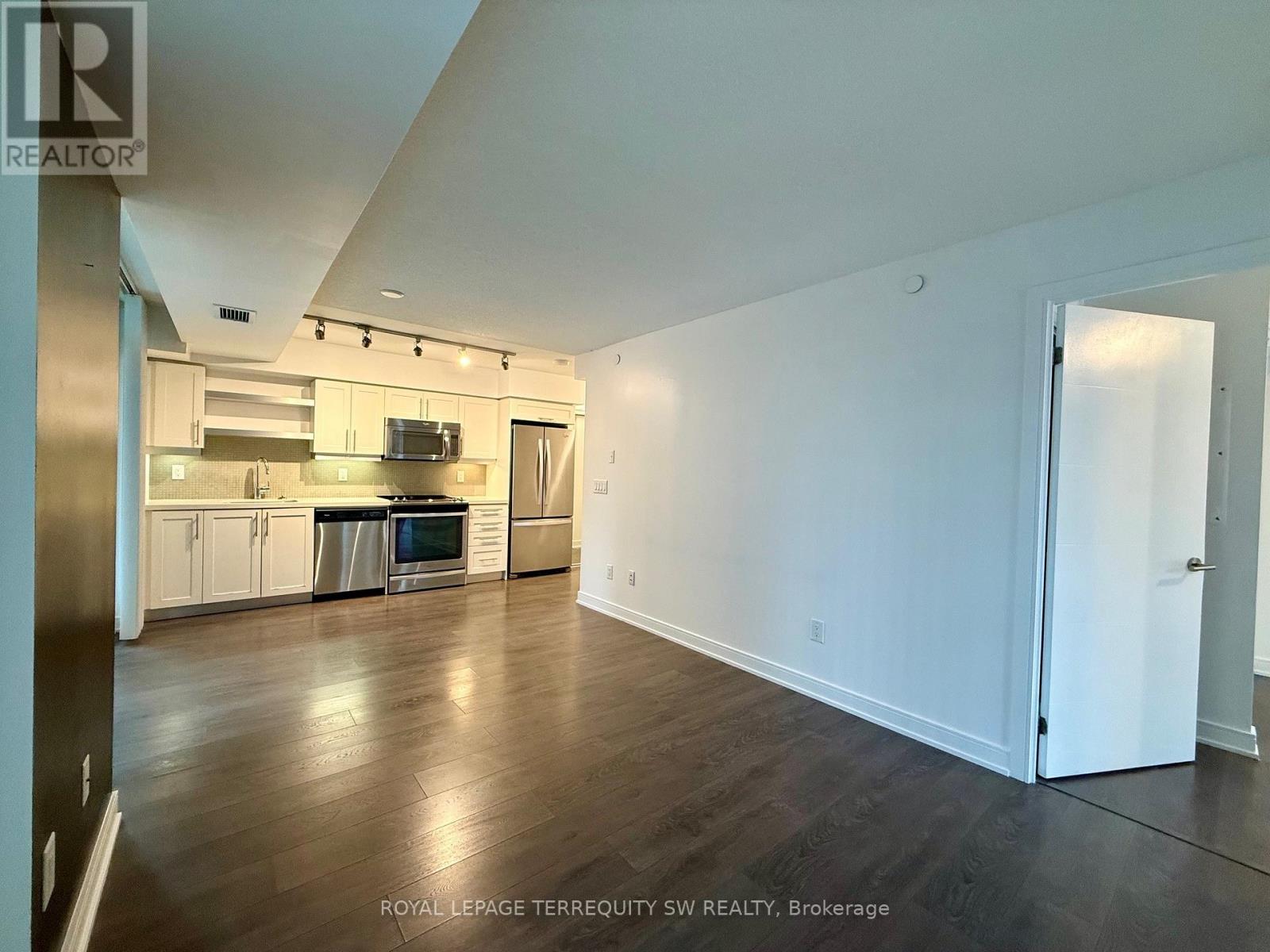 1129 - 525 Adelaide Street W, Toronto, Ontario  M6E 1B1 - Photo 6 - C12482446