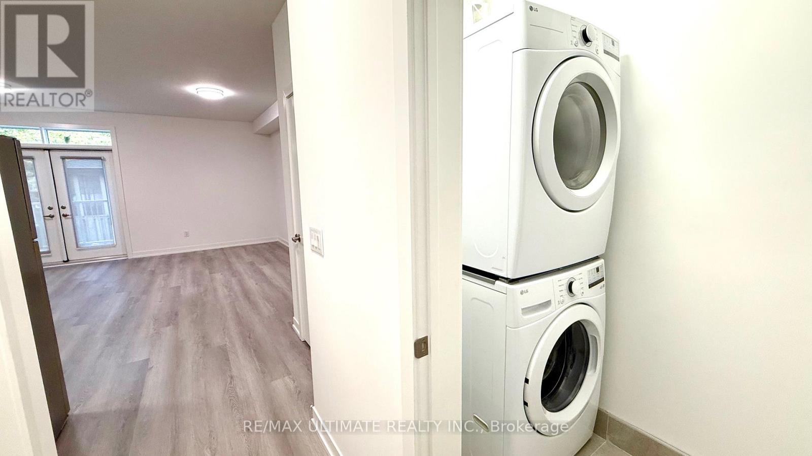 Unit 2 - 56b East Drive, Toronto, Ontario  M6N 2N9 - Photo 12 - W12482188