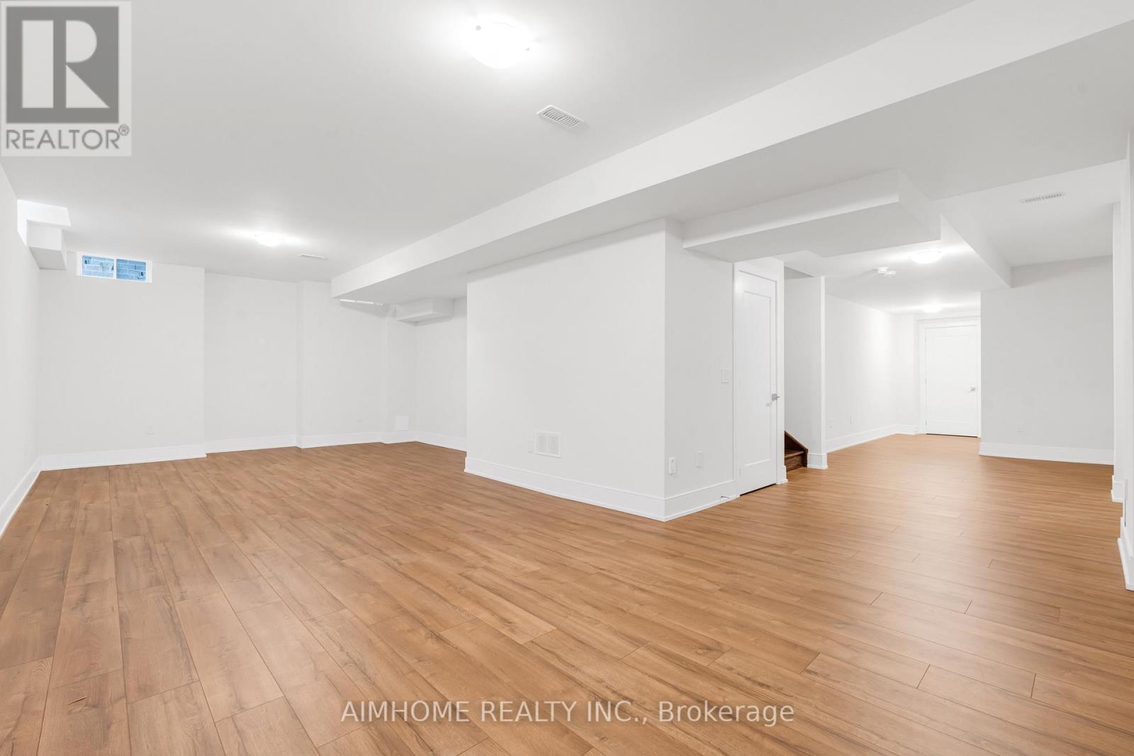 27 William Logan Drive, Richmond Hill, Ontario  L4E 1K3 - Photo 35 - N12482448