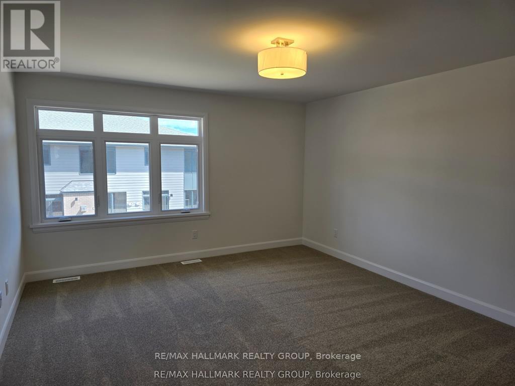 1320 Whitlow Grass Way, Ottawa, Ontario  K2W 0N5 - Photo 5 - X12461073