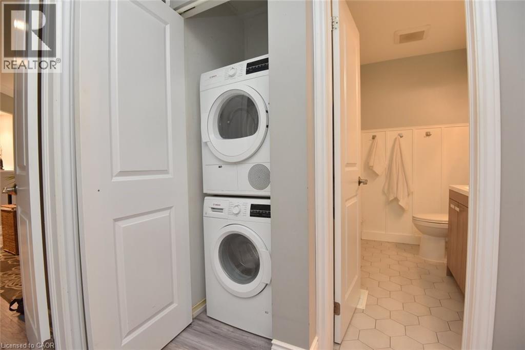 2075 Walkers Line Unit# 203, Burlington, Ontario  L7M 4G7 - Photo 28 - 40776501