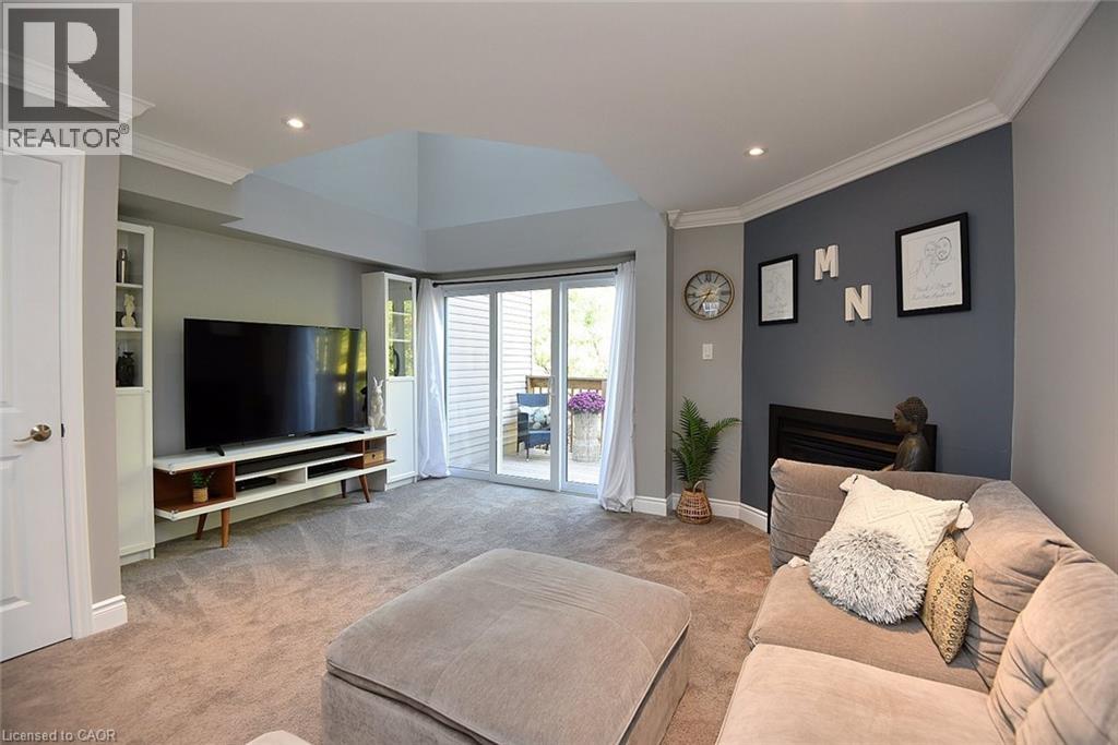 2075 Walkers Line Unit# 203, Burlington, Ontario  L7M 4G7 - Photo 11 - 40776501