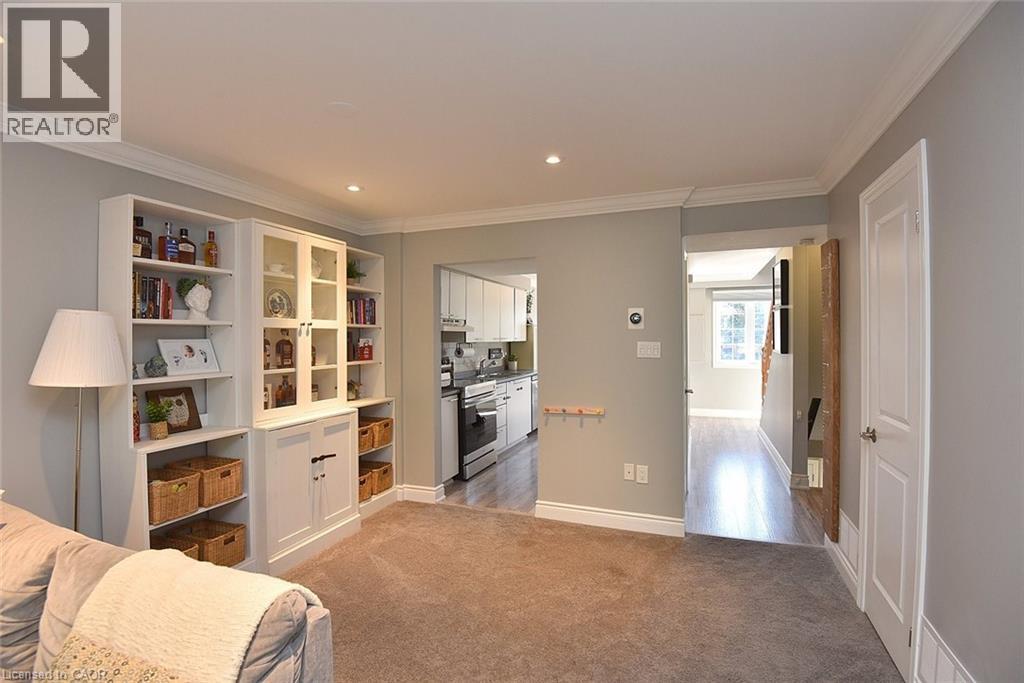 2075 Walkers Line Unit# 203, Burlington, Ontario  L7M 4G7 - Photo 12 - 40776501