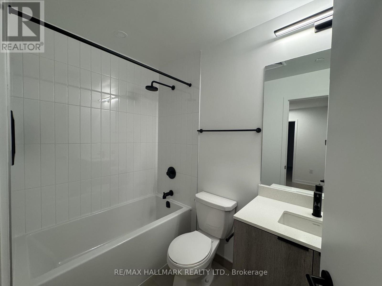 1404 - 2495 Eglinton Avenue W, Mississauga, Ontario  L5M 2T2 - Photo 13 - W12482455