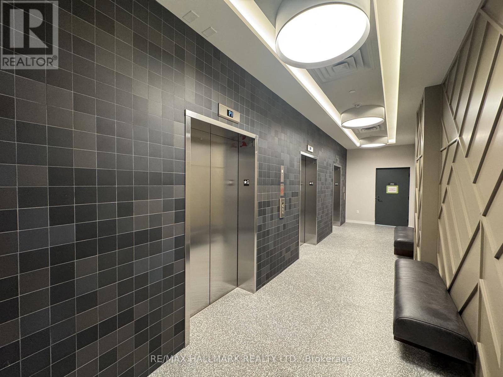 1404 - 2495 Eglinton Avenue W, Mississauga, Ontario  L5M 2T2 - Photo 4 - W12482455