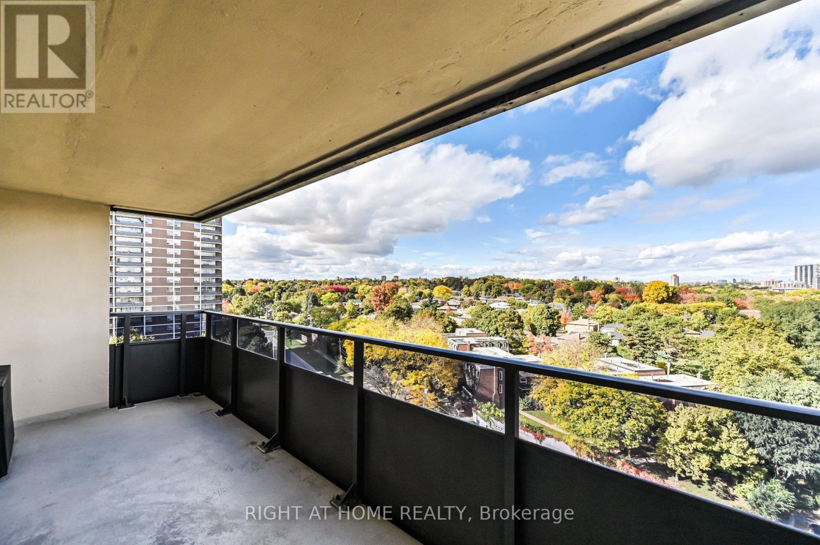 1212 - 15 La Rose Avenue, Toronto, Ontario  M9P 1A7 - Photo 29 - W12482458