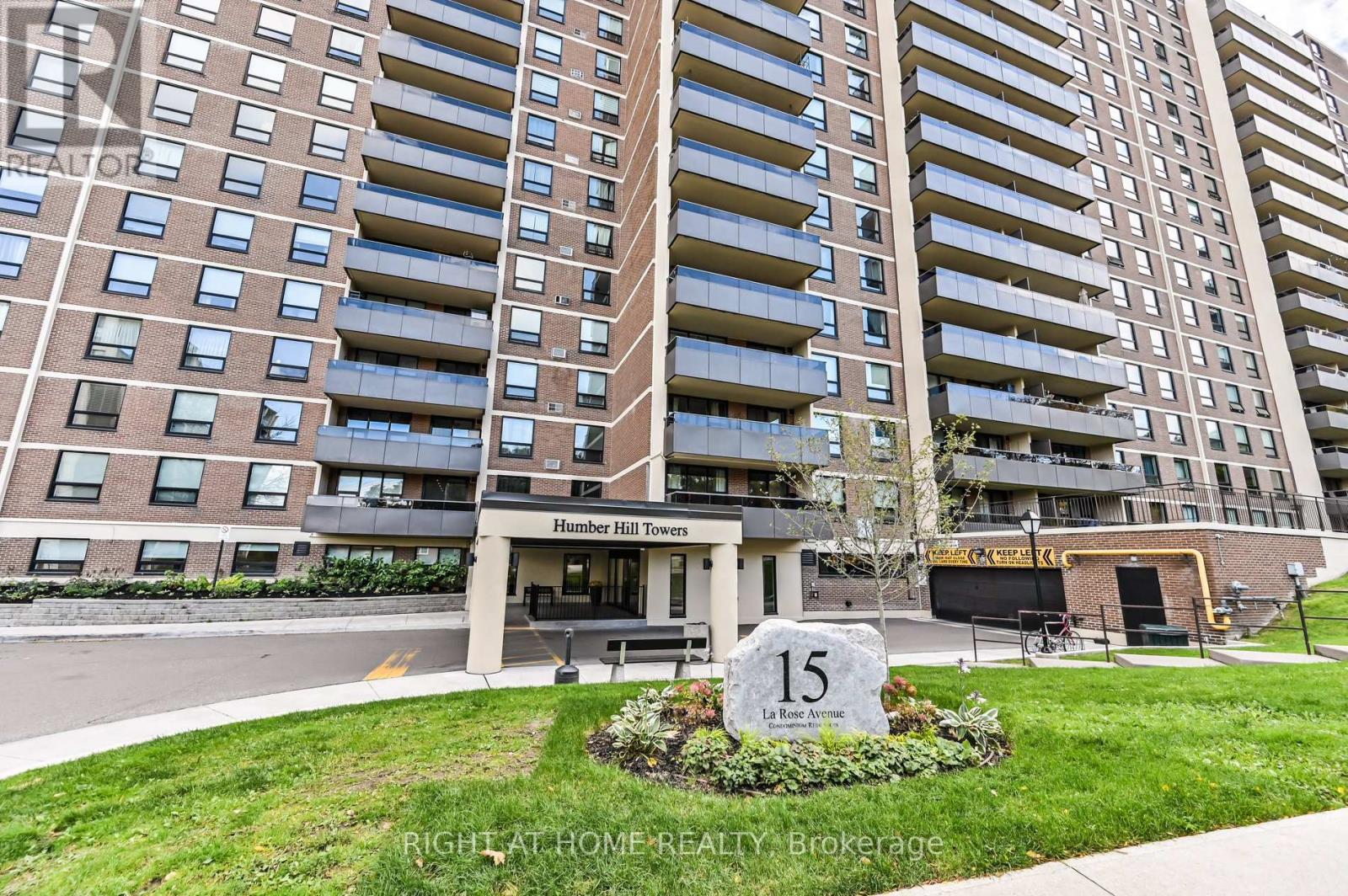 1212 - 15 La Rose Avenue, Toronto, Ontario  M9P 1A7 - Photo 3 - W12482458