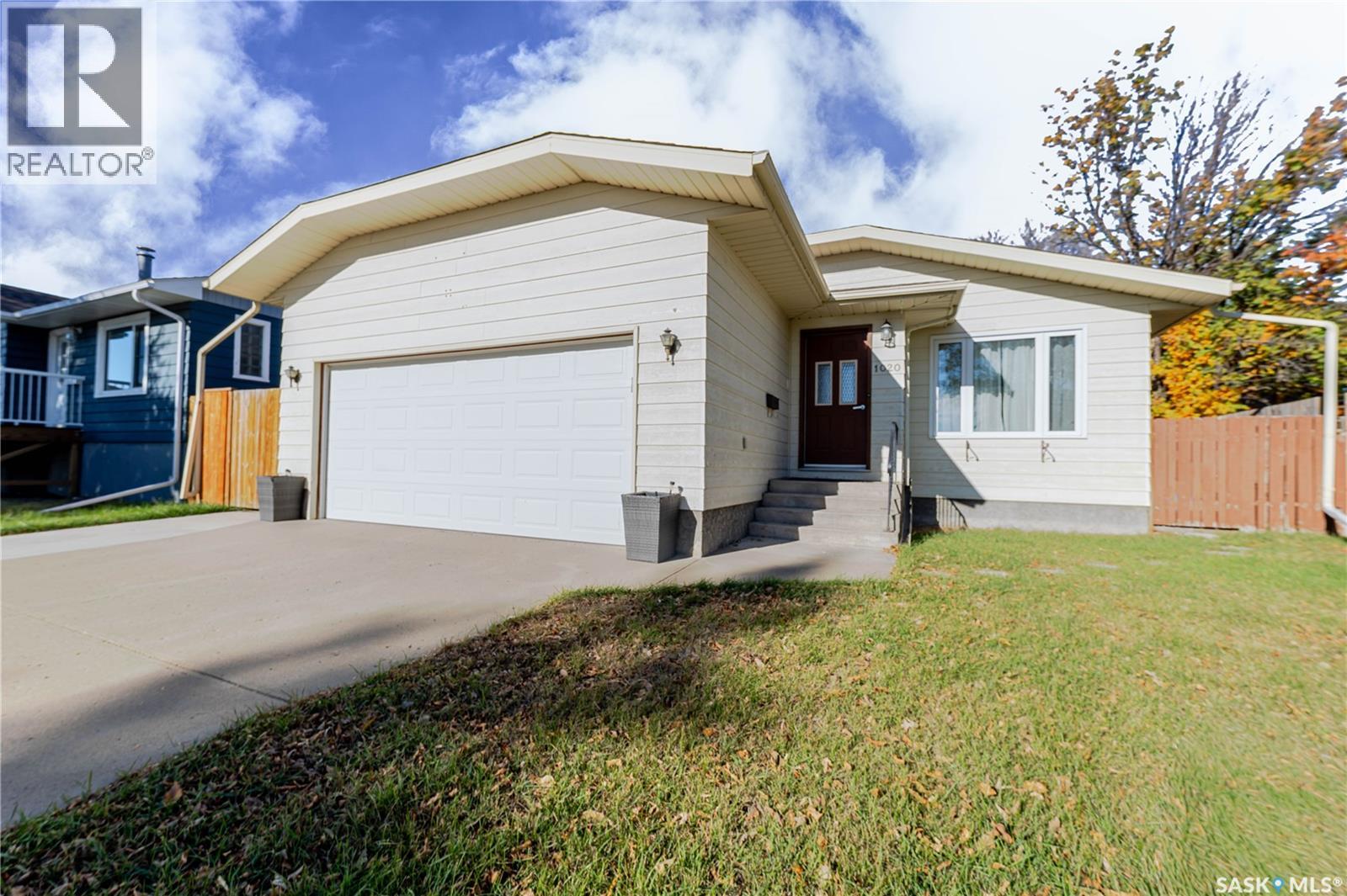 1020 Caribou STREET W, Moose Jaw, Saskatchewan