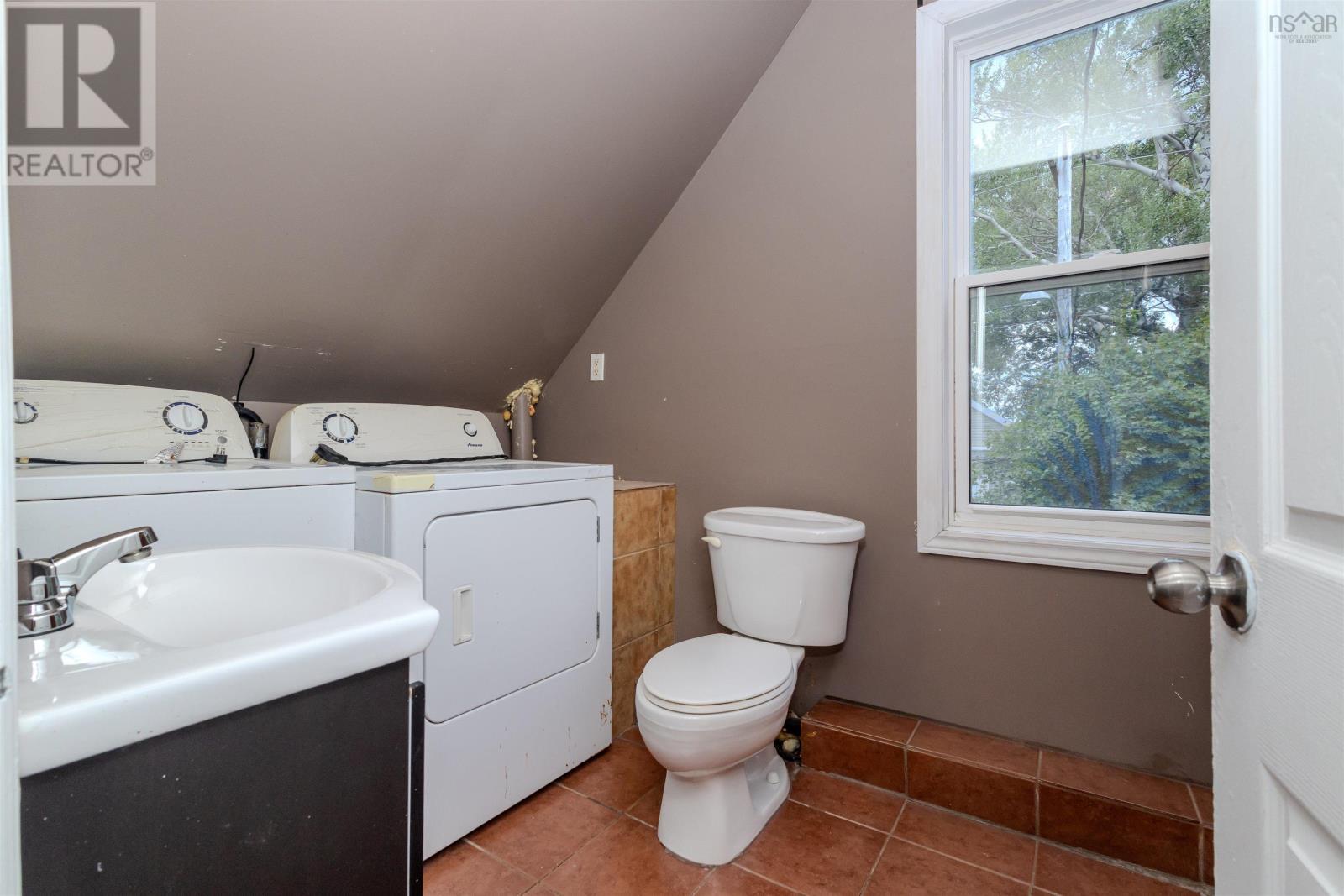 79 Nolans Lane, Glace Bay, Nova Scotia  B1A 3B1 - Photo 18 - 202524221