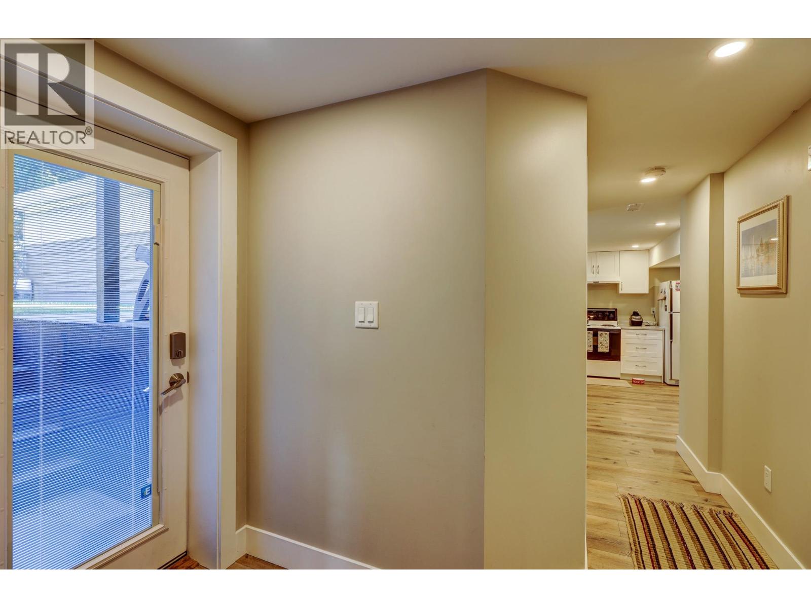 8612 11th Avenue, Burnaby, British Columbia  V3N 2P8 - Photo 23 - R3014528