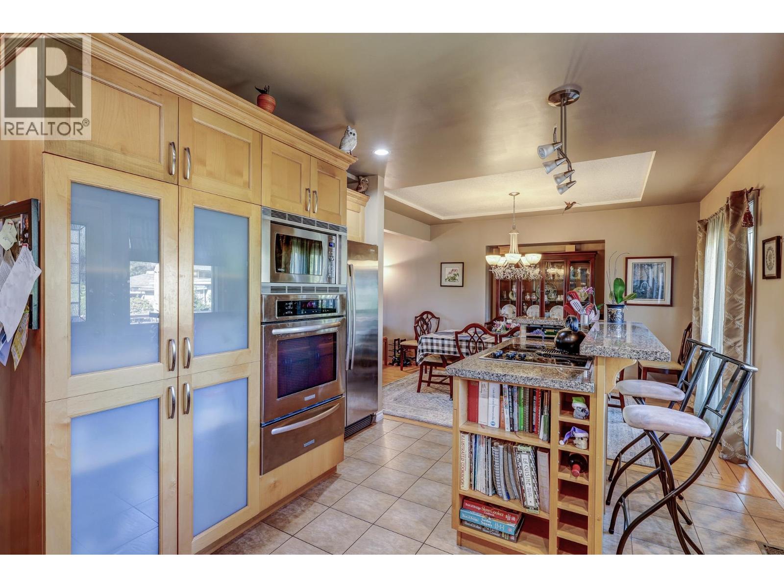 8612 11th Avenue, Burnaby, British Columbia  V3N 2P8 - Photo 14 - R3014528