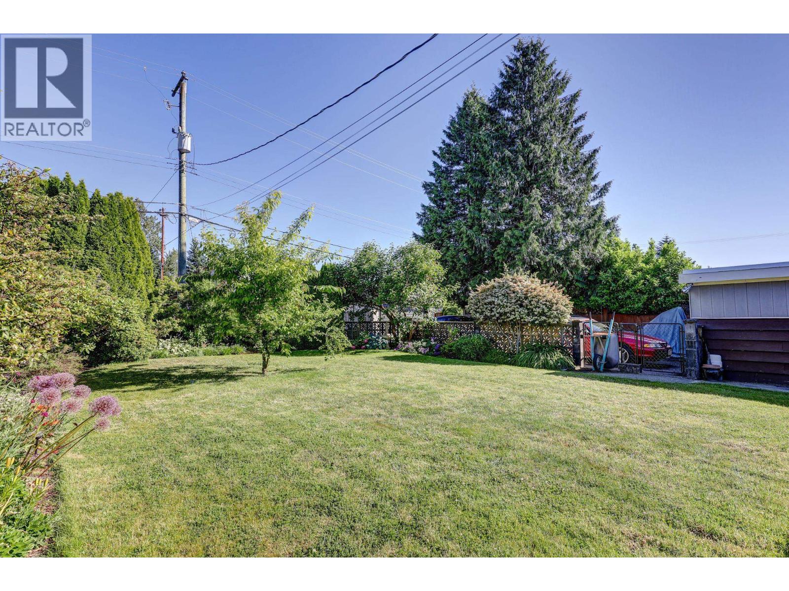 8612 11th Avenue, Burnaby, British Columbia  V3N 2P8 - Photo 34 - R3014528