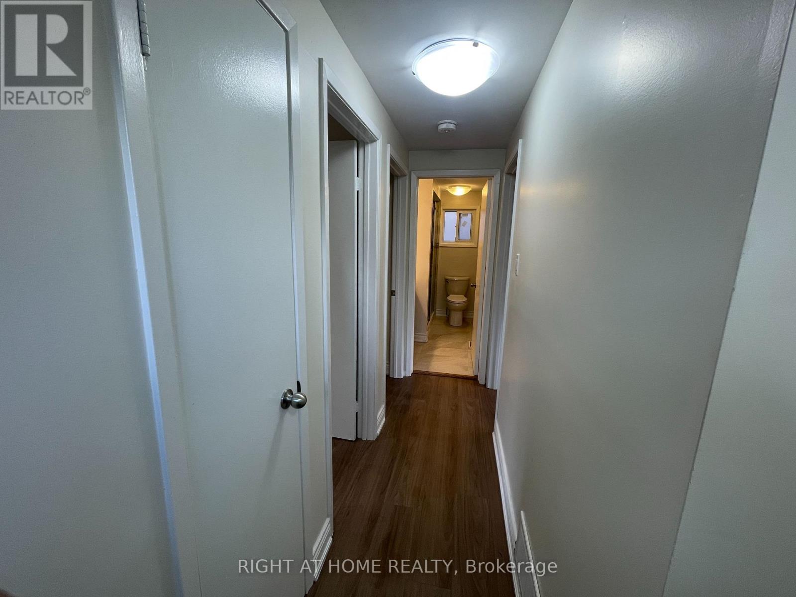 Upper Unit - 139 Riverview Street, Oakville, Ontario  L6L 5P6 - Photo 30 - W12482463