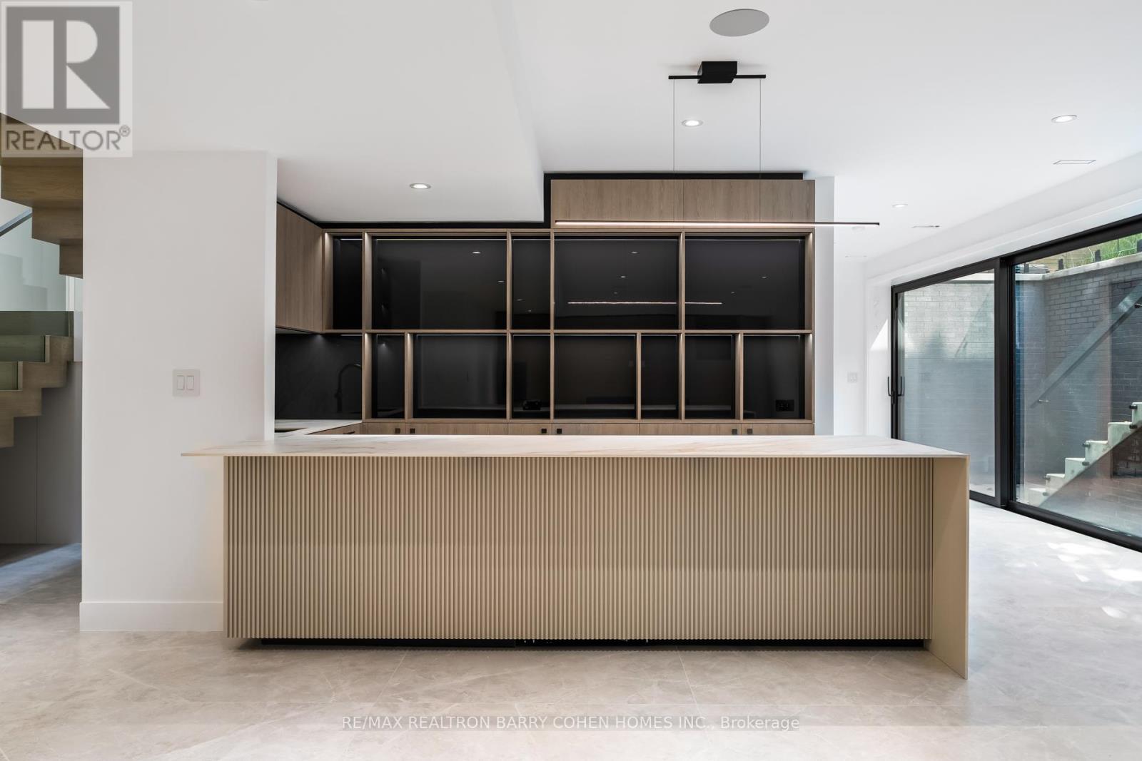 90 Esgore Drive, Toronto, Ontario  M5M 3R8 - Photo 22 - C12474838