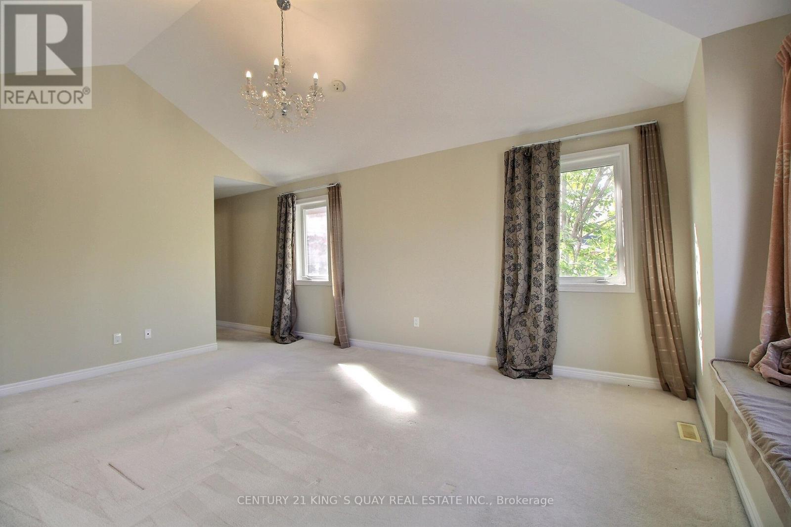 60 The Fairways, Markham, Ontario  L6C 3B3 - Photo 13 - N12482288