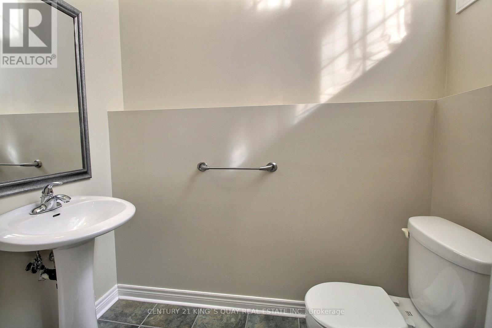 60 The Fairways, Markham, Ontario  L6C 3B3 - Photo 25 - N12482288