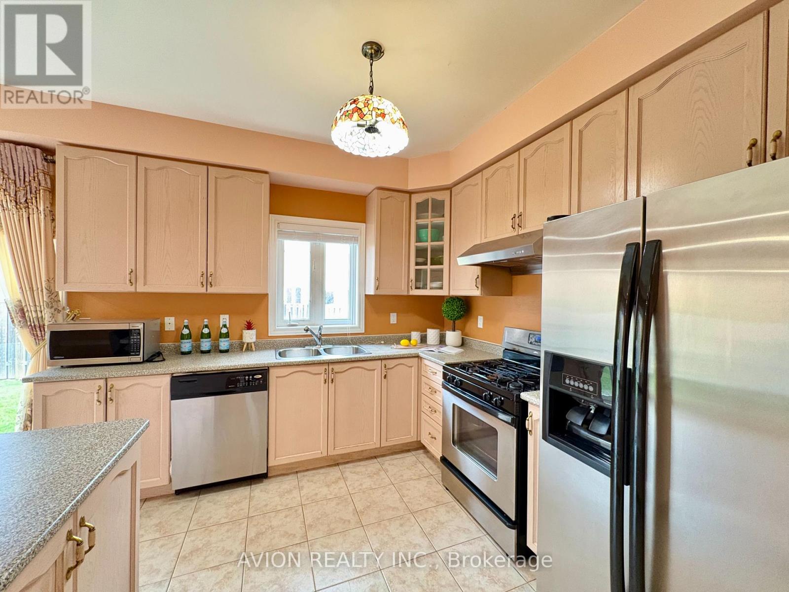 9 Outerbrook Road, Markham, Ontario  L6E 1Y8 - Photo 19 - N12482476