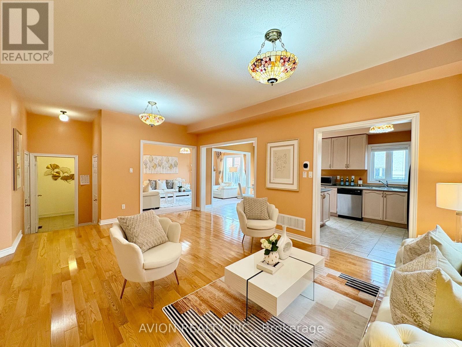 9 Outerbrook Road, Markham, Ontario  L6E 1Y8 - Photo 9 - N12482476