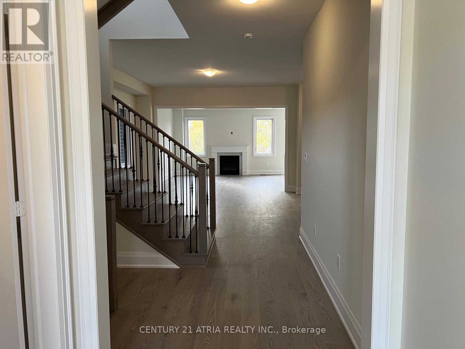 46 Boccella Crescent, Richmond Hill, Ontario  L4B 0J1 - Photo 5 - N12482307