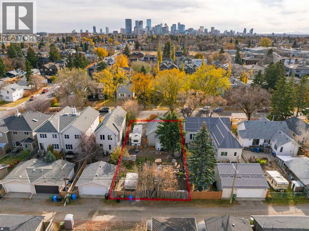 412 27 Avenue Nw, Calgary, Alberta  T2M 2H6 - Photo 3 - A2266959