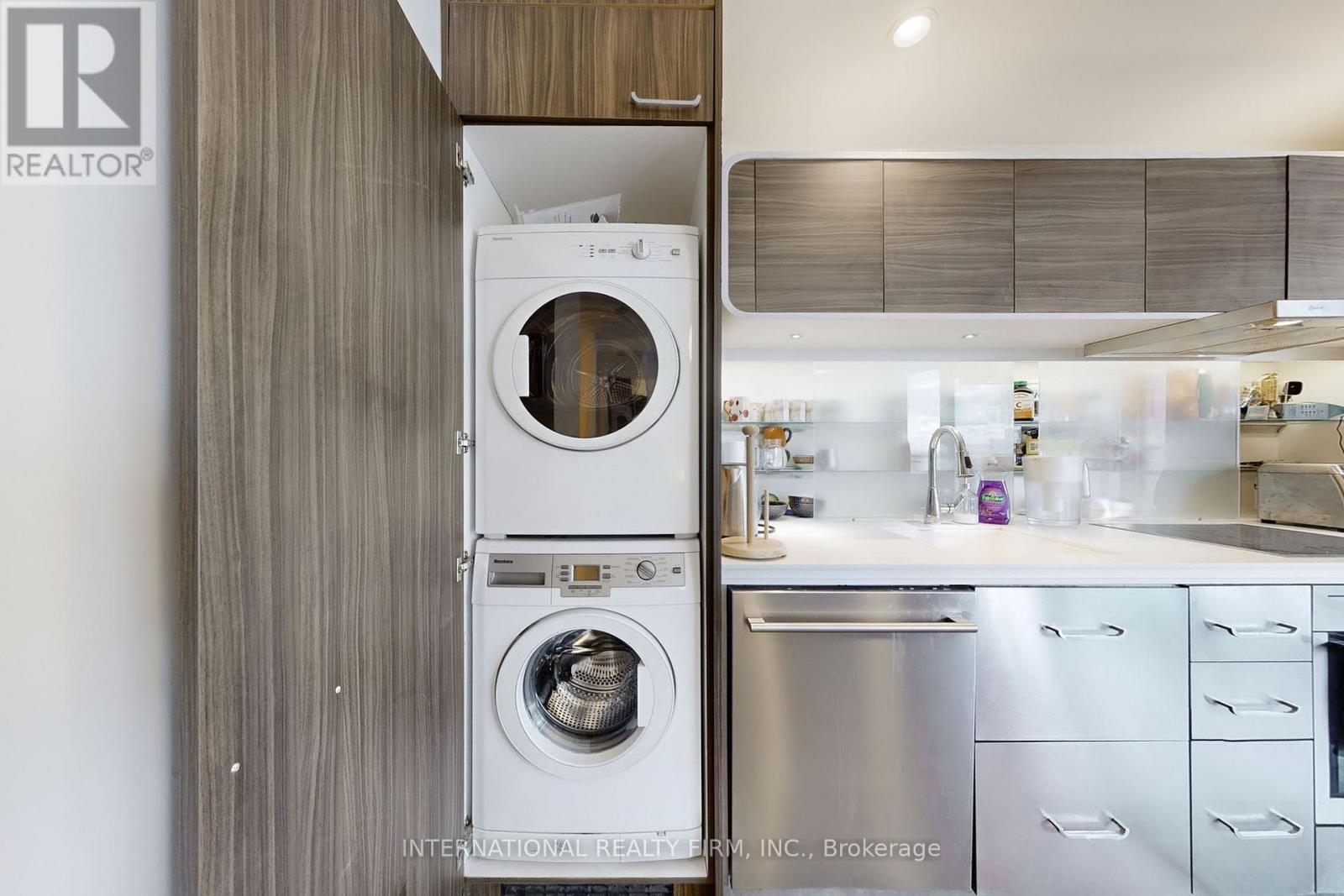 2911 - 45 Charles Street E, Toronto, Ontario  M4Y 0B8 - Photo 14 - C12482478