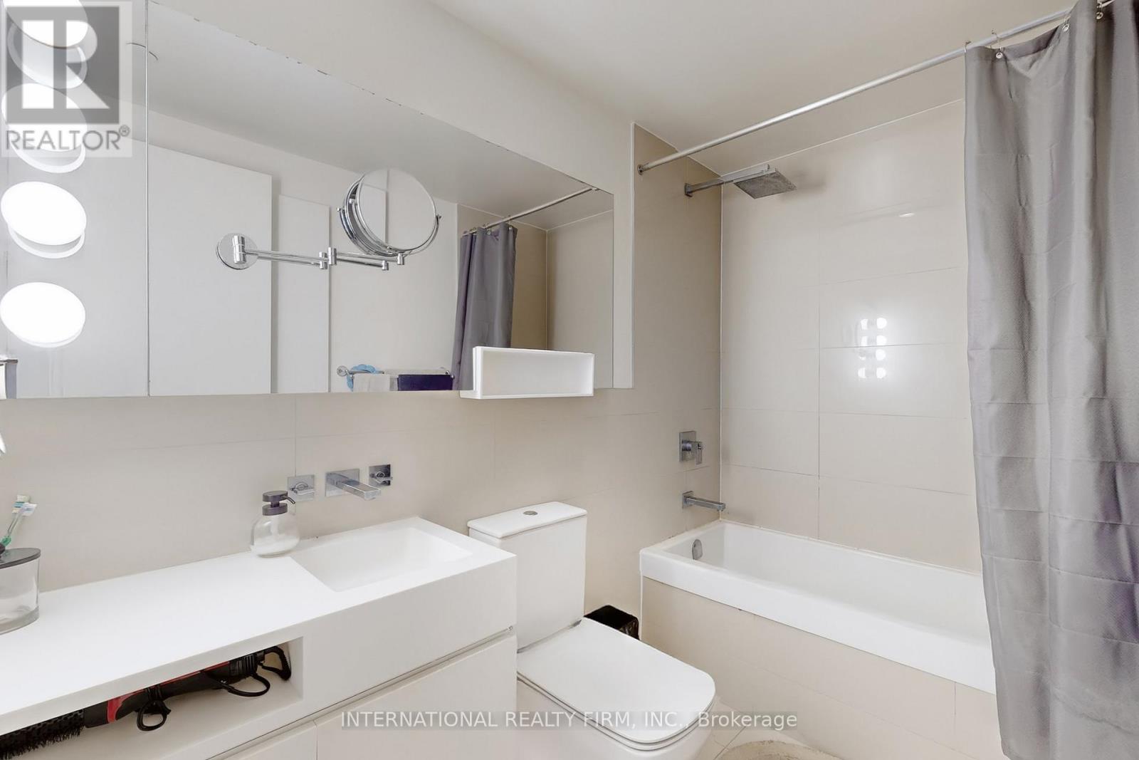 2911 - 45 Charles Street E, Toronto, Ontario  M4Y 0B8 - Photo 19 - C12482478