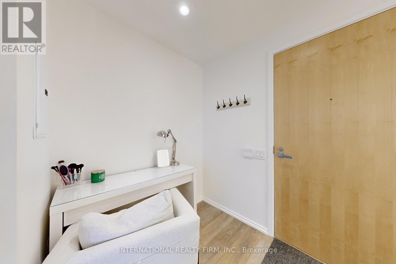 2911 - 45 Charles Street E, Toronto, Ontario  M4Y 0B8 - Photo 4 - C12482478