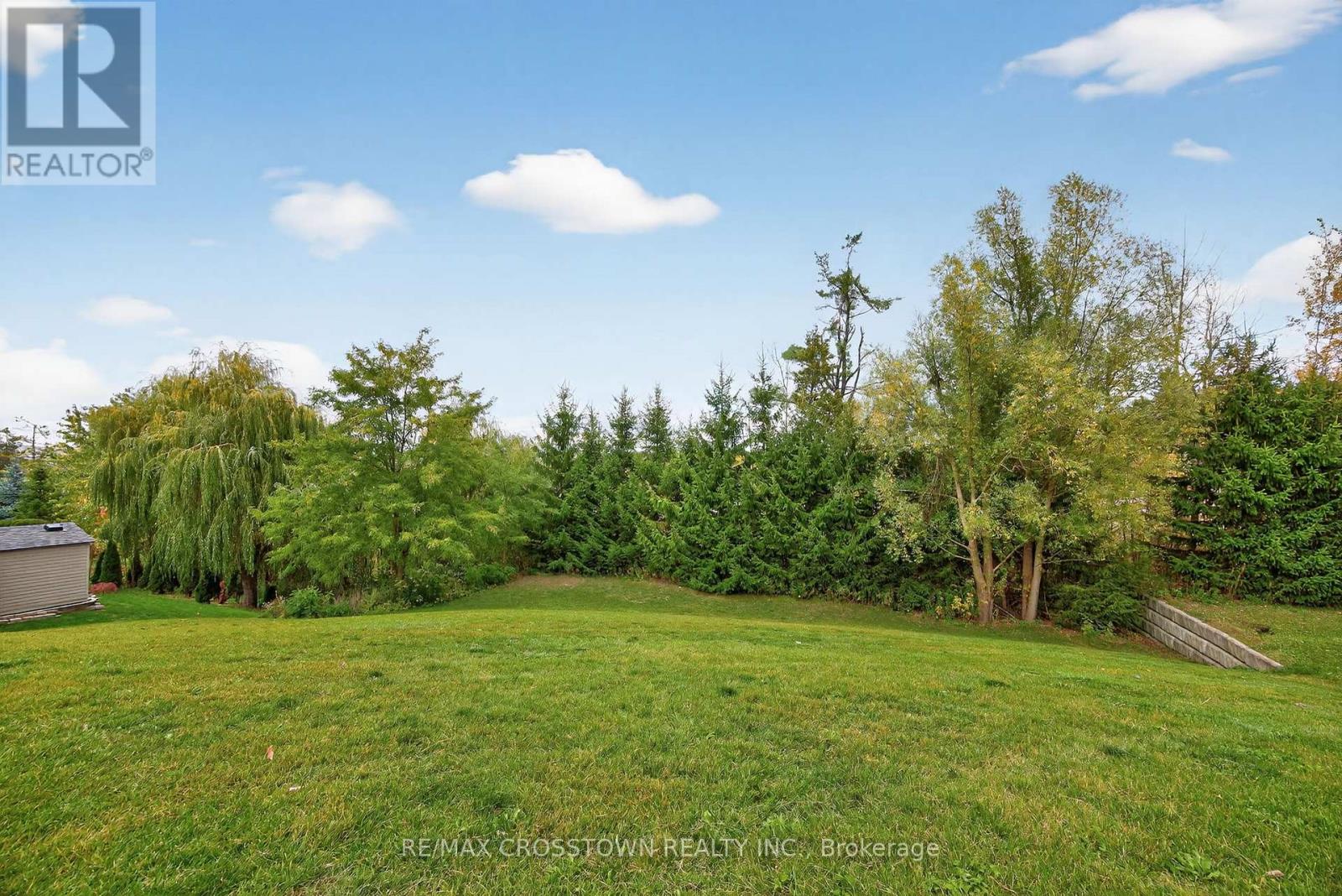 72 Glenhuron Drive, Springwater (Midhurst), Ontario  L4M 6T4 - Photo 39 - S12482489