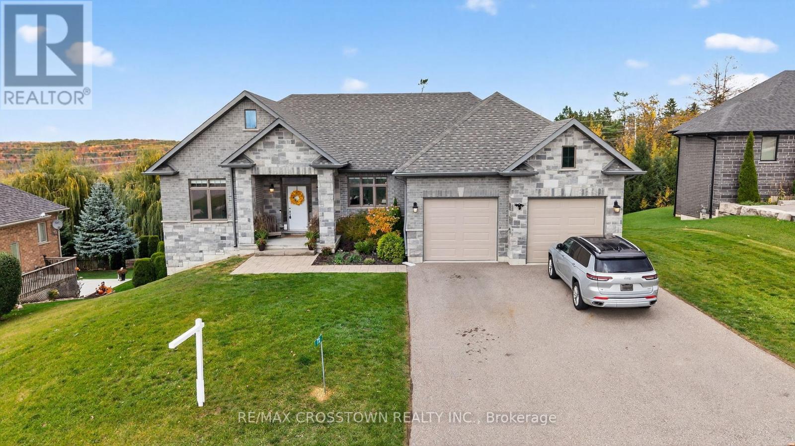 72 Glenhuron Drive, Springwater (Midhurst), Ontario  L4M 6T4 - Photo 40 - S12482489