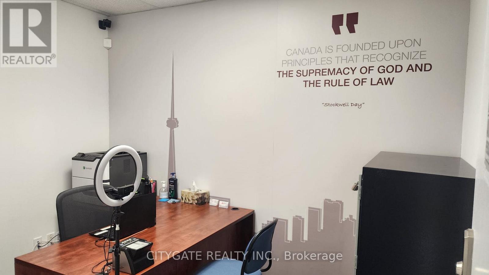 Unit 209 - 168 Queen Street S, Mississauga, Ontario  L5M 1K8 - Photo 6 - W12482481